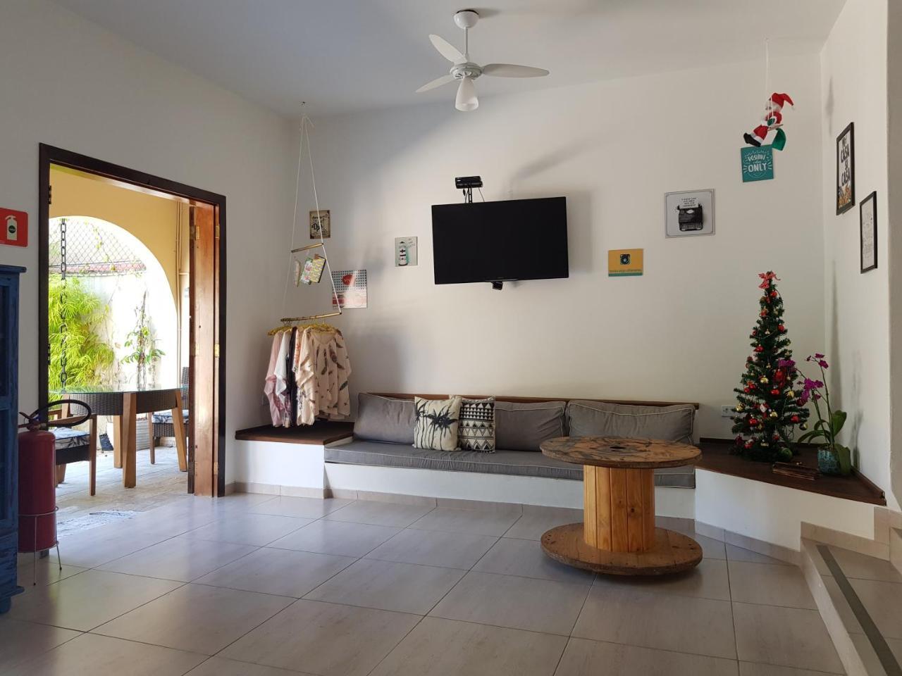 Santo Quintal Hostel Убатуба Экстерьер фото