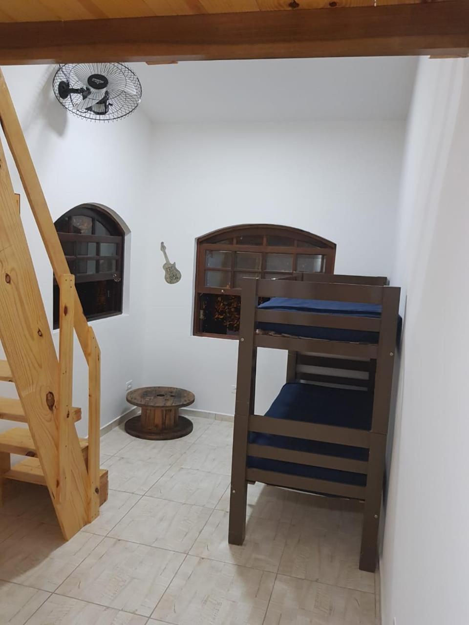 Santo Quintal Hostel Убатуба Экстерьер фото